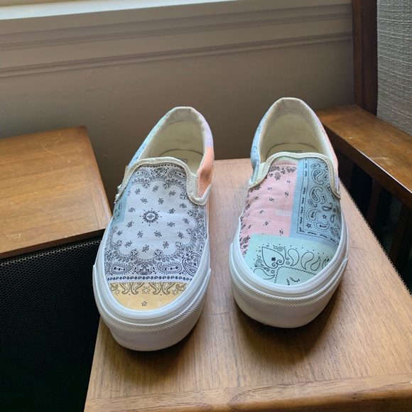 Vans x Kith Bandana Print pastel slip ons - Picture 4 of 7